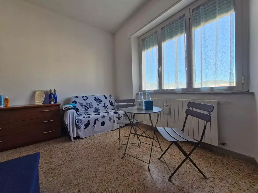 Immagine 11 di Appartamento in vendita  a Campiglia Marittima