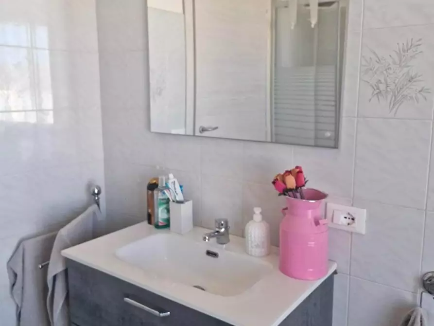 Immagine 23 di Appartamento in vendita  a Campiglia Marittima