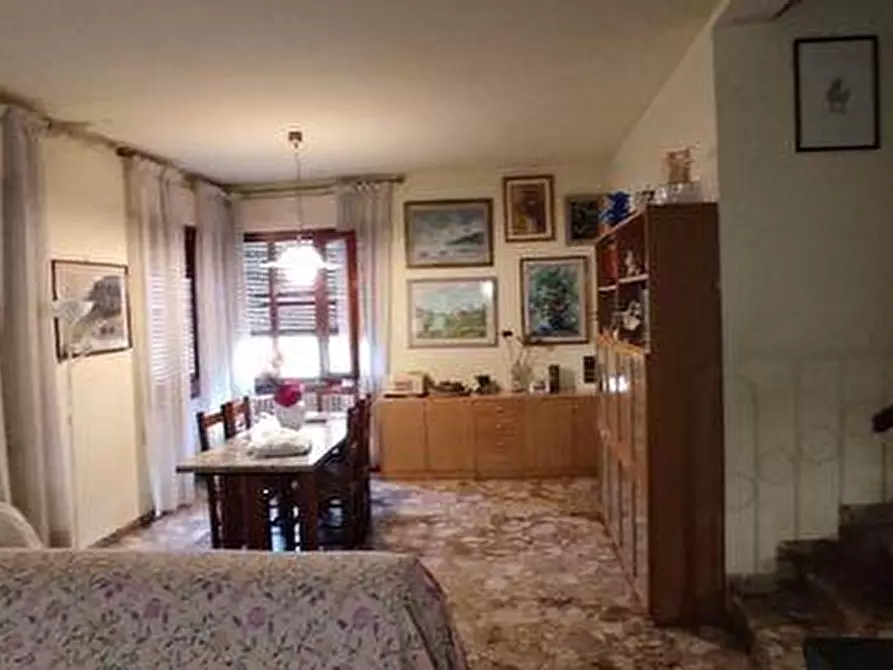 Immagine 7 di Villa in vendita  a Forte Dei Marmi