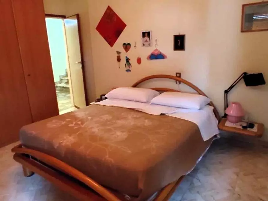 Immagine 13 di Villa in vendita  a Forte Dei Marmi