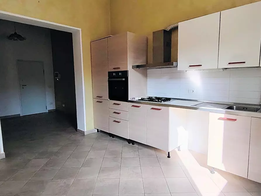 Immagine 3 di Appartamento in vendita  a Pontedera