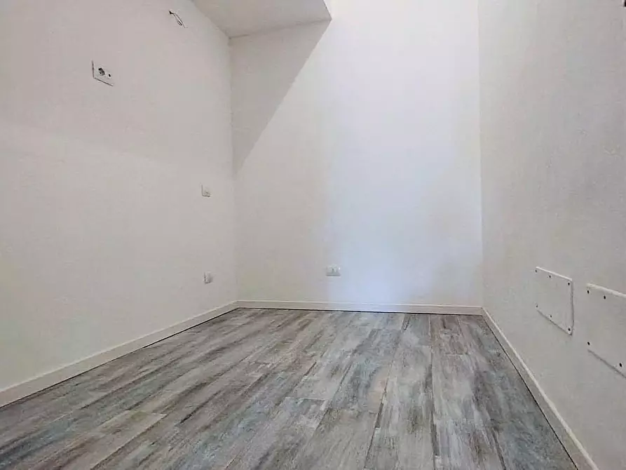 Immagine 6 di Appartamento in vendita  a Pontedera