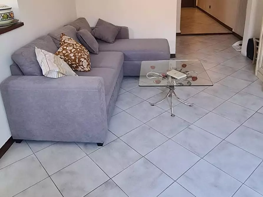 Immagine 4 di Appartamento in vendita  a Livorno