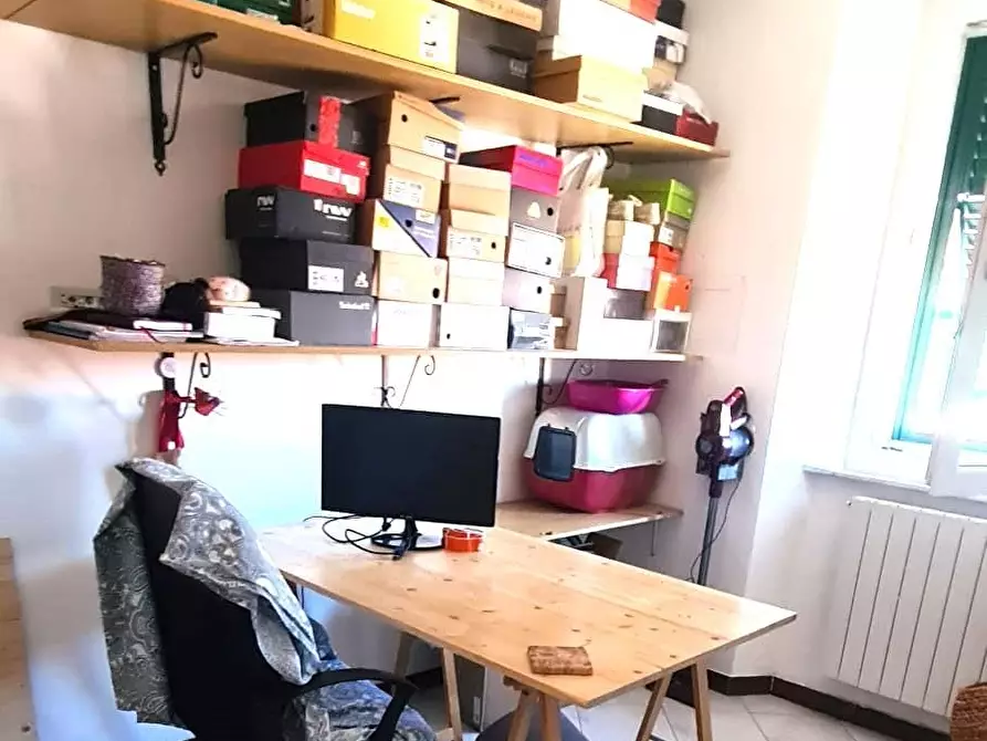 Immagine 21 di Appartamento in vendita  a Livorno