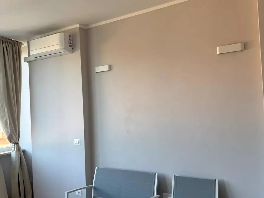 Immagine 6 di Loft/Open space in vendita  a Carrara