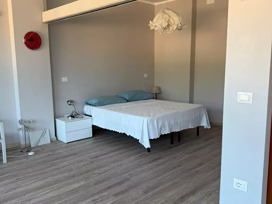 Immagine 8 di Loft/Open space in vendita  a Carrara