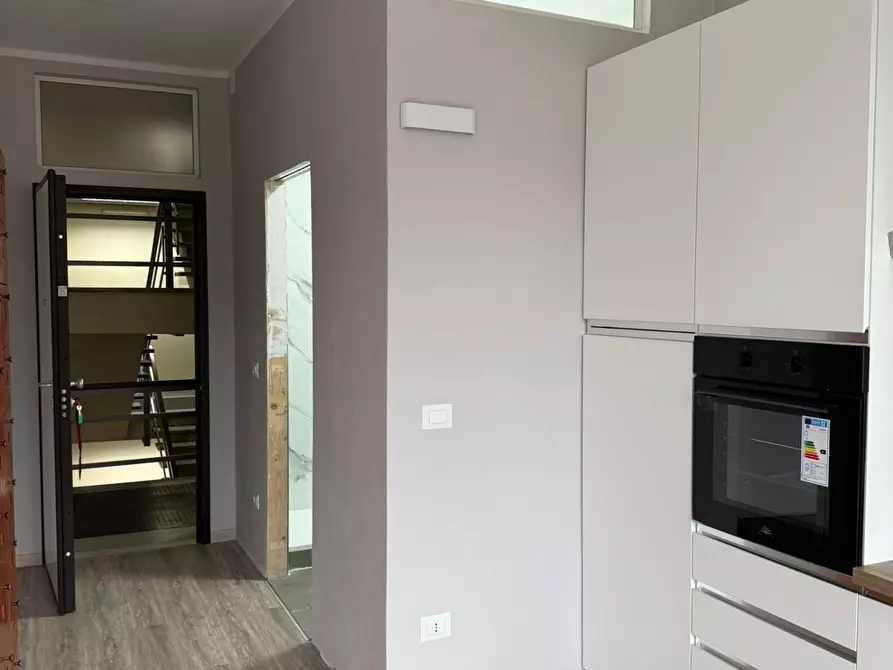 Immagine 28 di Loft/Open space in vendita  a Carrara