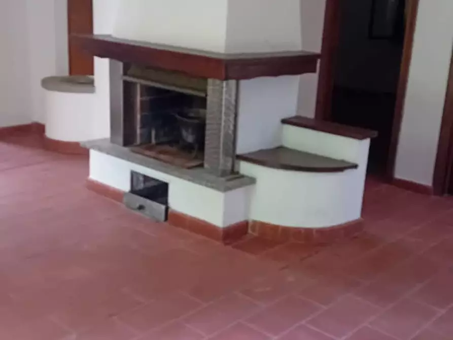 Immagine 12 di Villa in vendita  a Calci