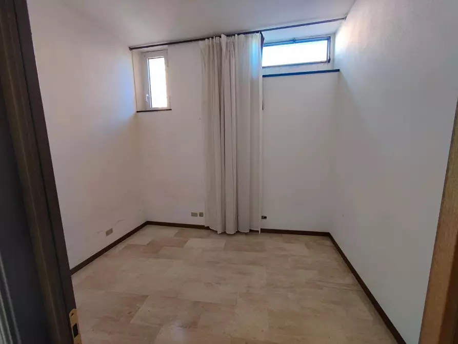 Immagine 22 di Appartamento in vendita  a Chiavari