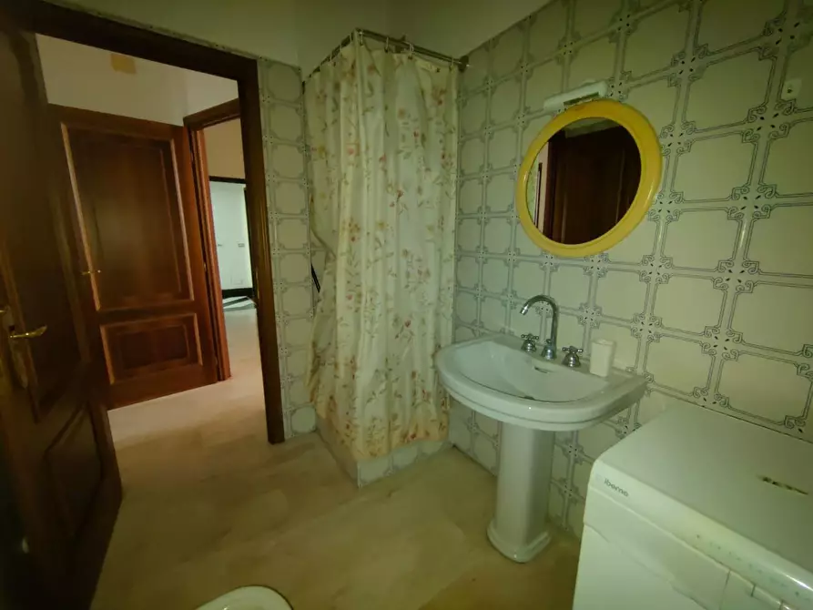 Immagine 37 di Appartamento in vendita  a Chiavari