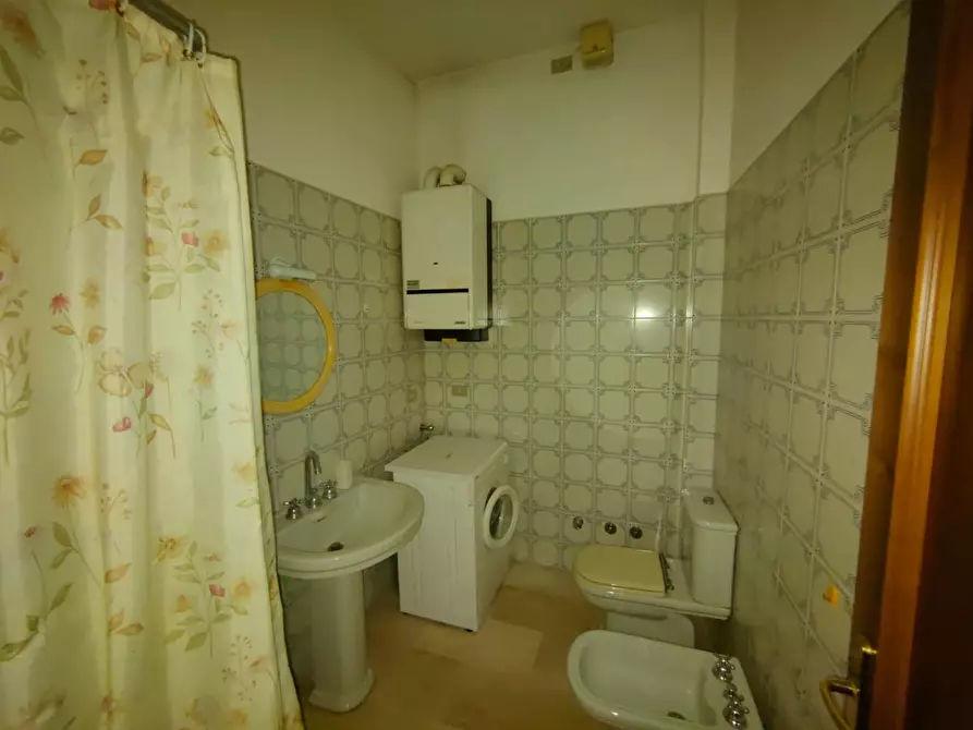 Immagine 38 di Appartamento in vendita  a Chiavari