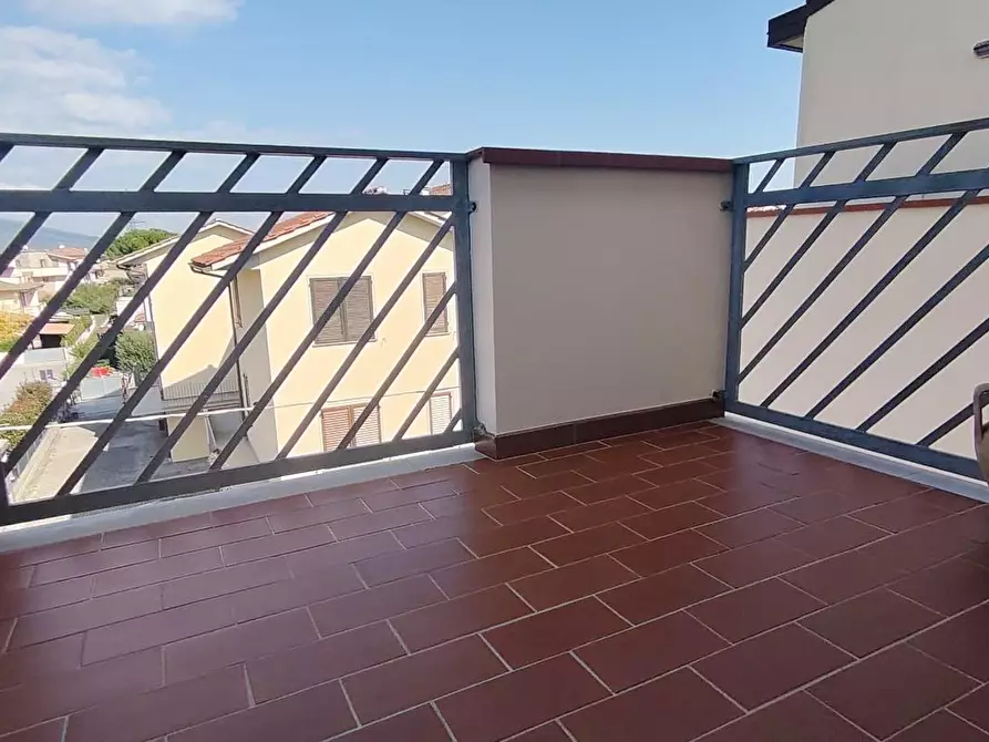 Immagine 7 di Appartamento in vendita  a Calcinaia