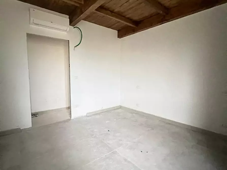 Immagine 28 di Appartamento in vendita  a Colle Di Val D'elsa