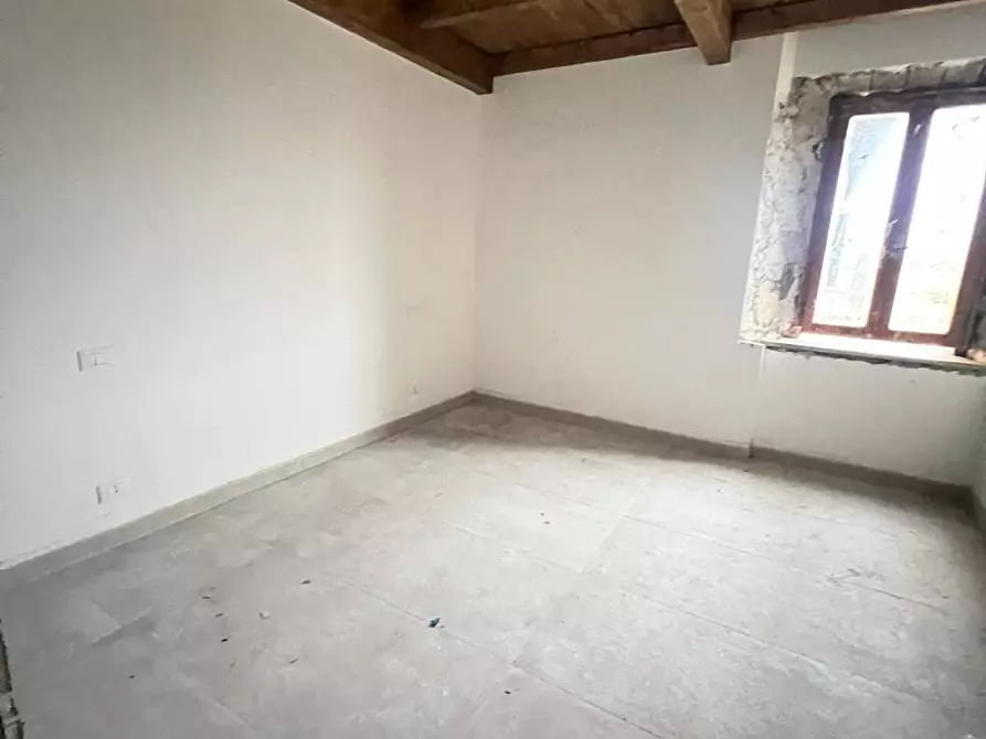 Immagine 23 di Appartamento in vendita  a Colle Di Val D'elsa