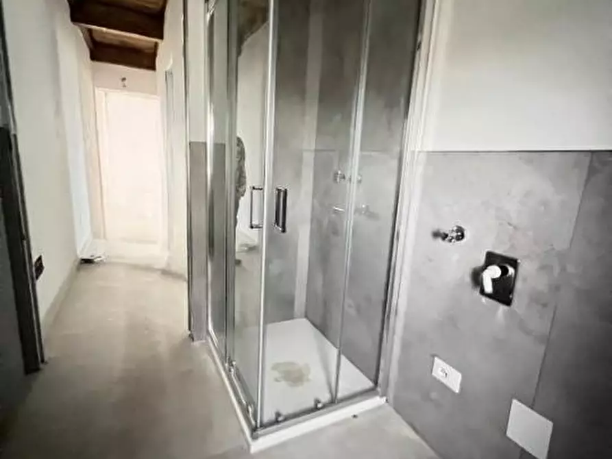 Immagine 32 di Appartamento in vendita  a Colle Di Val D'elsa