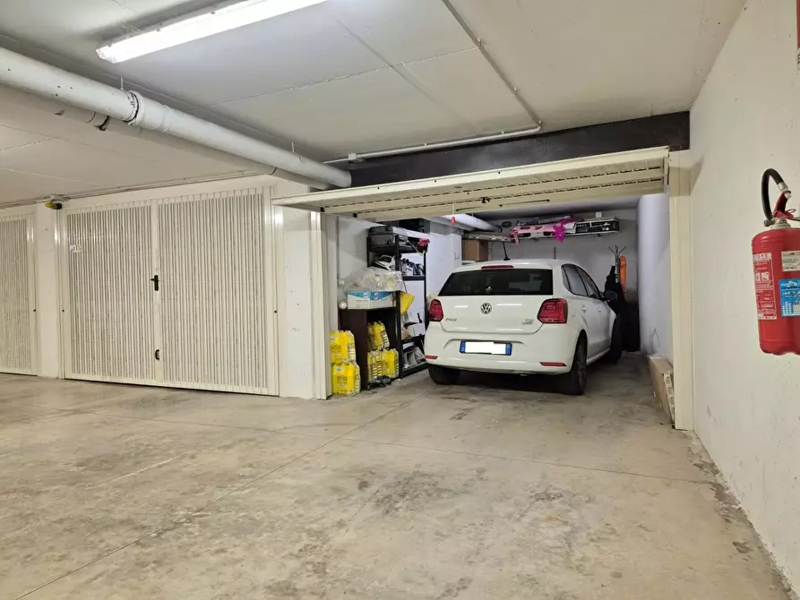 Immagine 22 di Appartamento in vendita  a Capannori