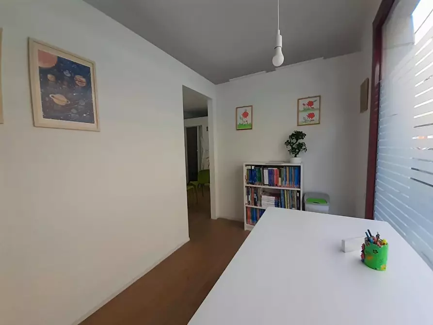 Immagine 7 di Ufficio in affitto  a Pontedera