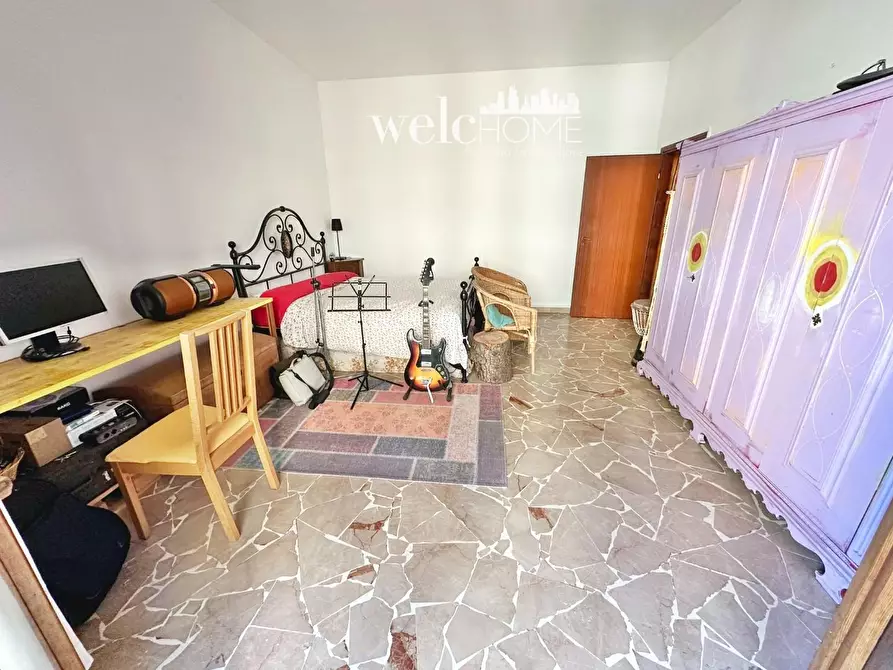 Immagine 11 di Appartamento in vendita  a Campi Bisenzio