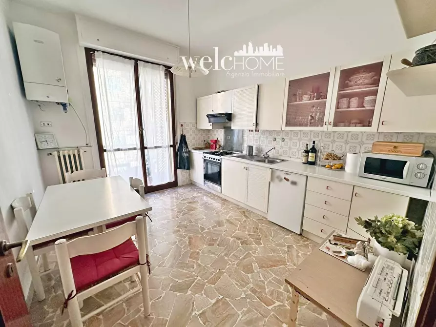 Immagine 7 di Appartamento in vendita  a Campi Bisenzio