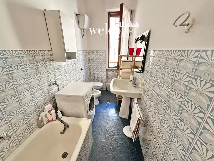 Immagine 14 di Appartamento in vendita  a Campi Bisenzio