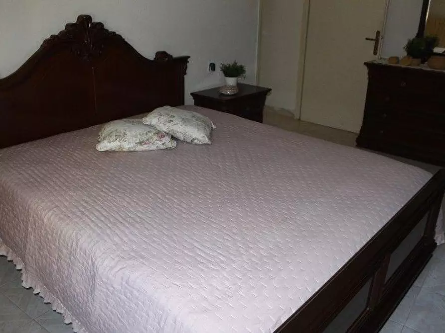 Immagine 15 di Appartamento in vendita  a Rosignano Marittimo