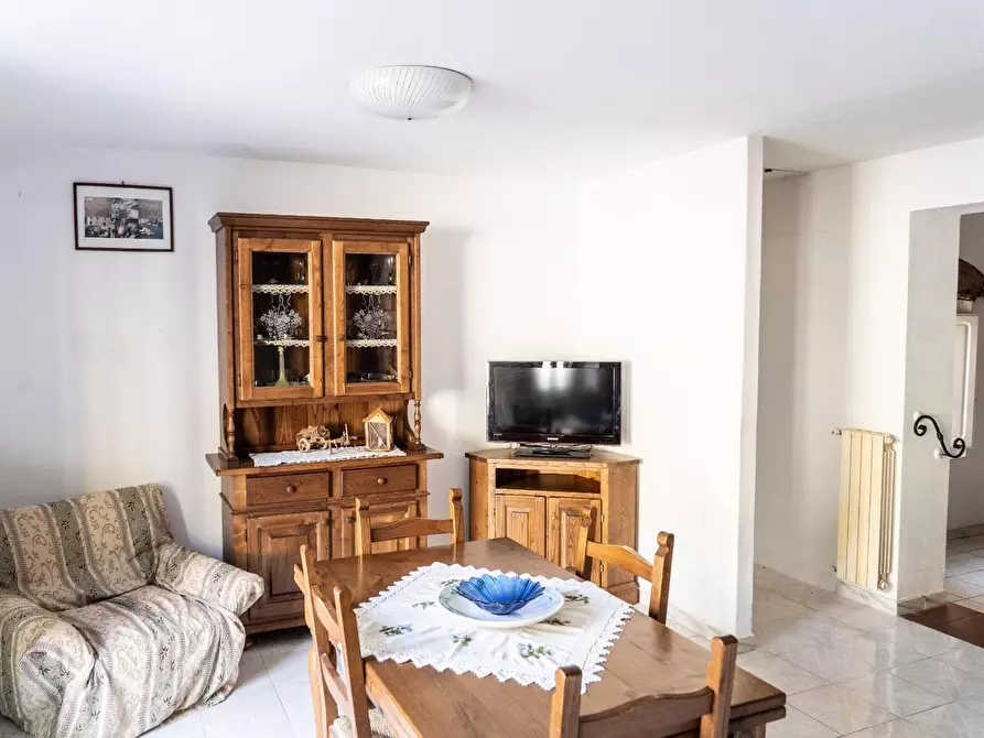 Immagine 13 di Appartamento in vendita  a Rosignano Marittimo