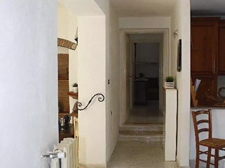 Immagine 13 di Appartamento in vendita  a Rosignano Marittimo