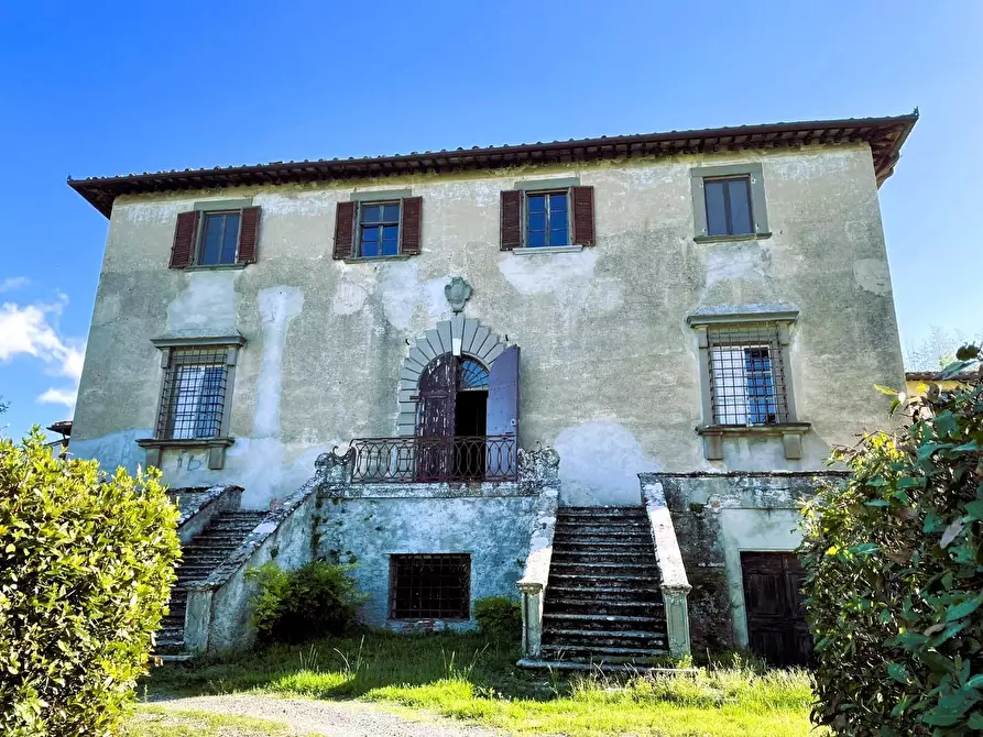 Immagine 72 di Villa in vendita  a Empoli