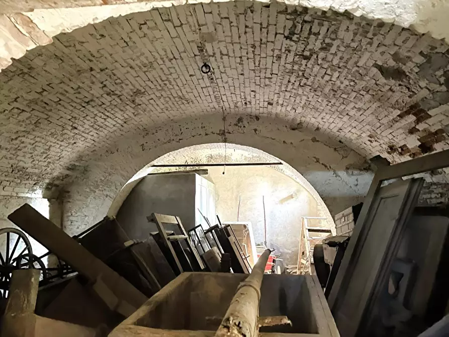 Immagine 38 di Villa in vendita  a Empoli