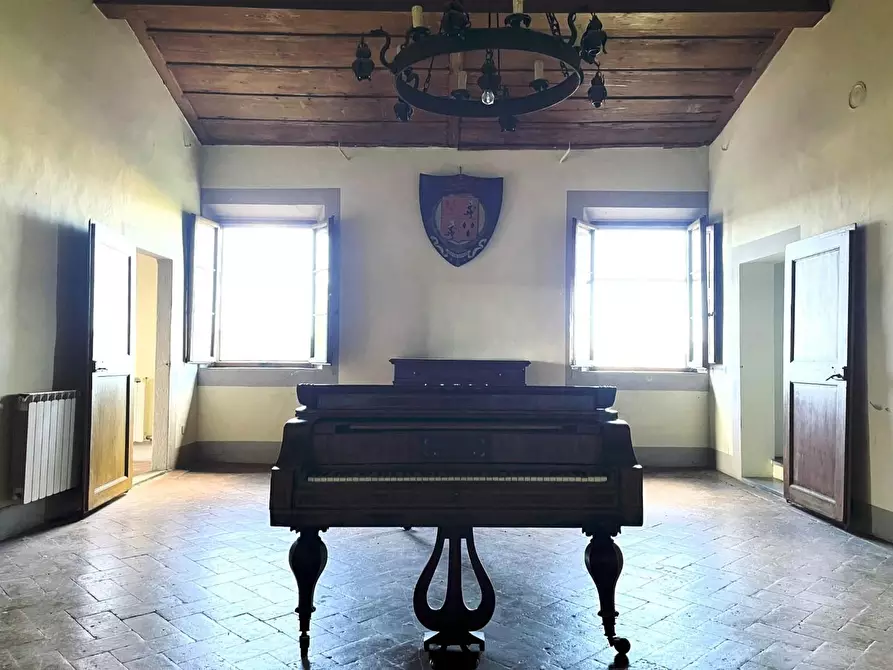 Immagine 48 di Villa in vendita  a Empoli