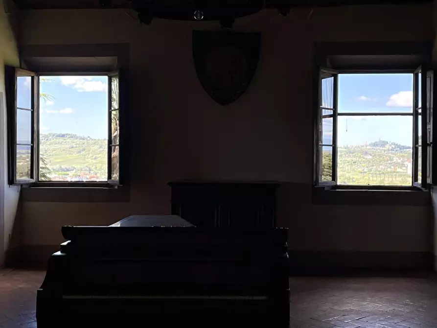 Immagine 49 di Villa in vendita  a Empoli