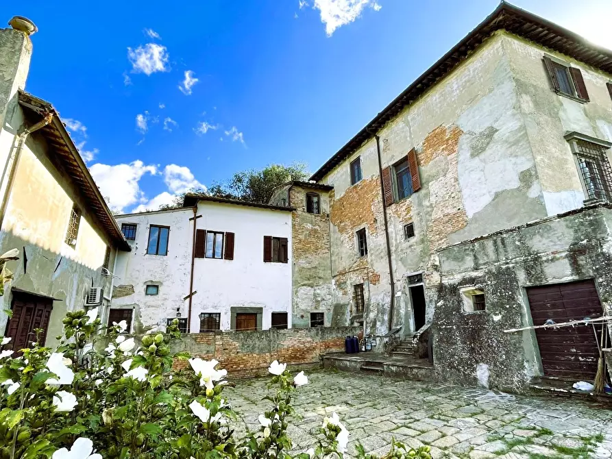 Immagine 7 di Villa in vendita  a Empoli