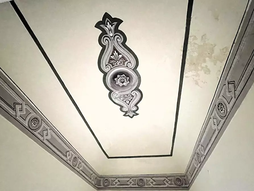 Immagine 6 di Villa in vendita  a Empoli