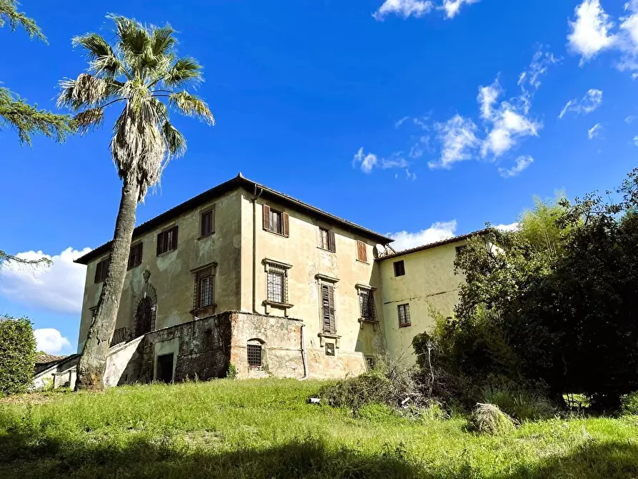 Immagine 2 di Villa in vendita  a Empoli