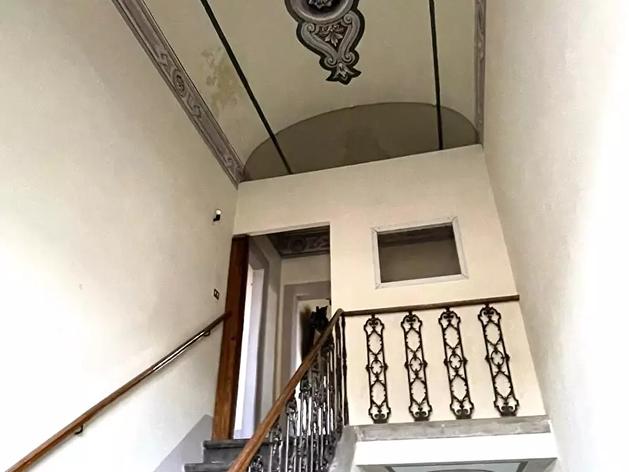 Immagine 43 di Villa in vendita  a Empoli