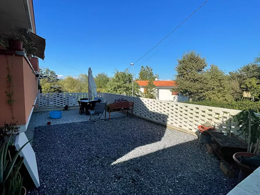 Immagine 5 di Appartamento in vendita  a Santa Maria A Monte