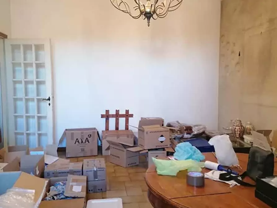 Immagine 11 di Appartamento in vendita  a Massa