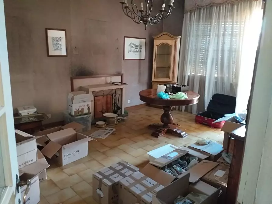 Immagine 8 di Appartamento in vendita  a Massa