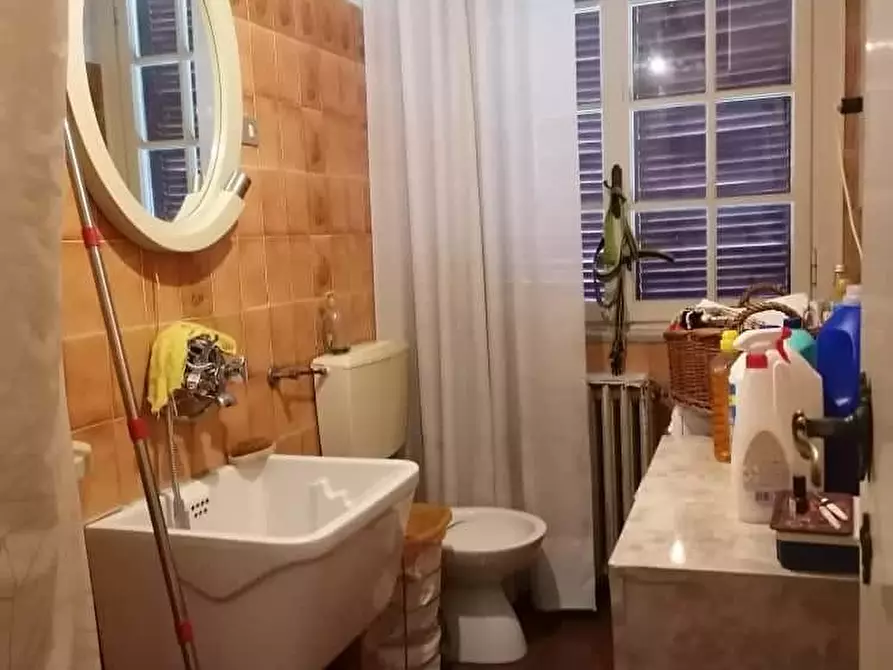 Immagine 16 di Appartamento in vendita  a Massa