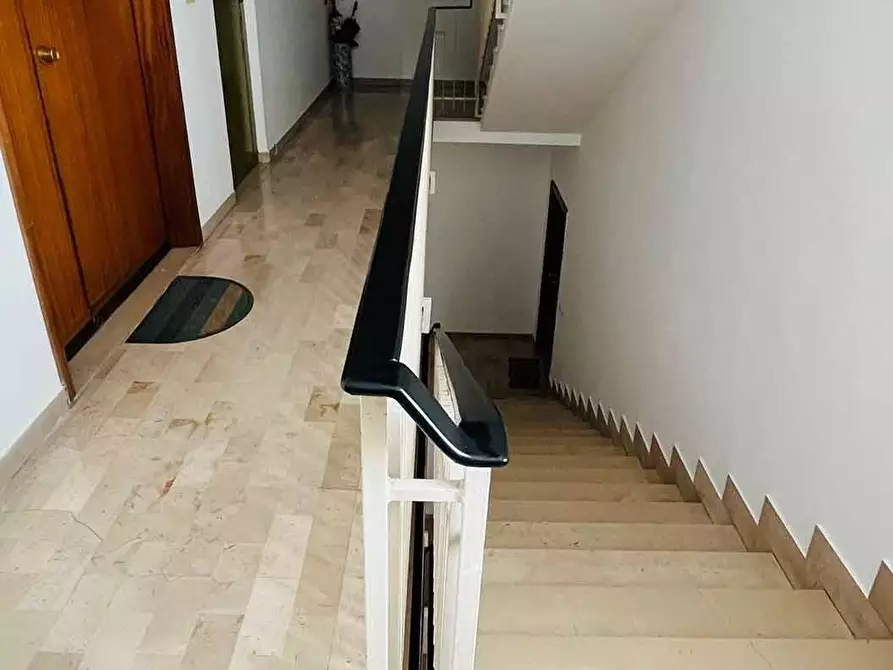 Immagine 19 di Appartamento in vendita  a Pontedera