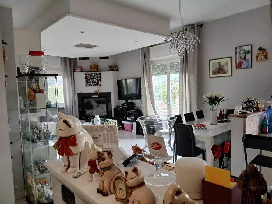 Immagine 5 di Appartamento in vendita  a Castelnuovo Magra