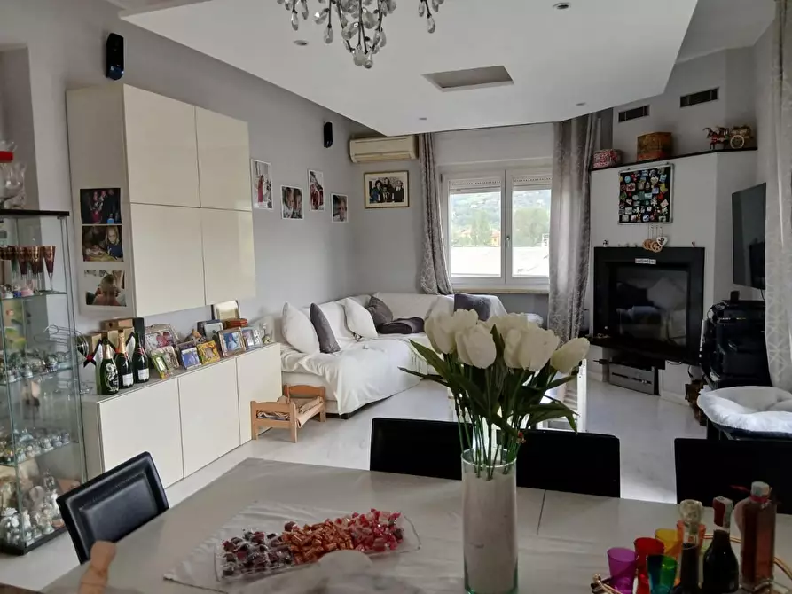 Immagine 1 di Appartamento in vendita  a Castelnuovo Magra