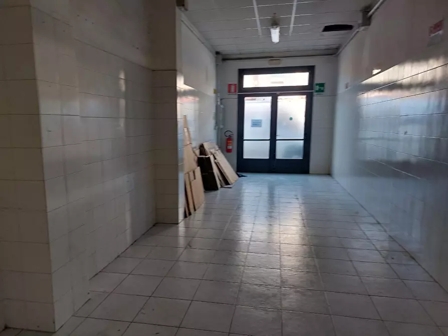 Immagine 3 di Laboratorio in affitto  a Castelfranco Di Sotto