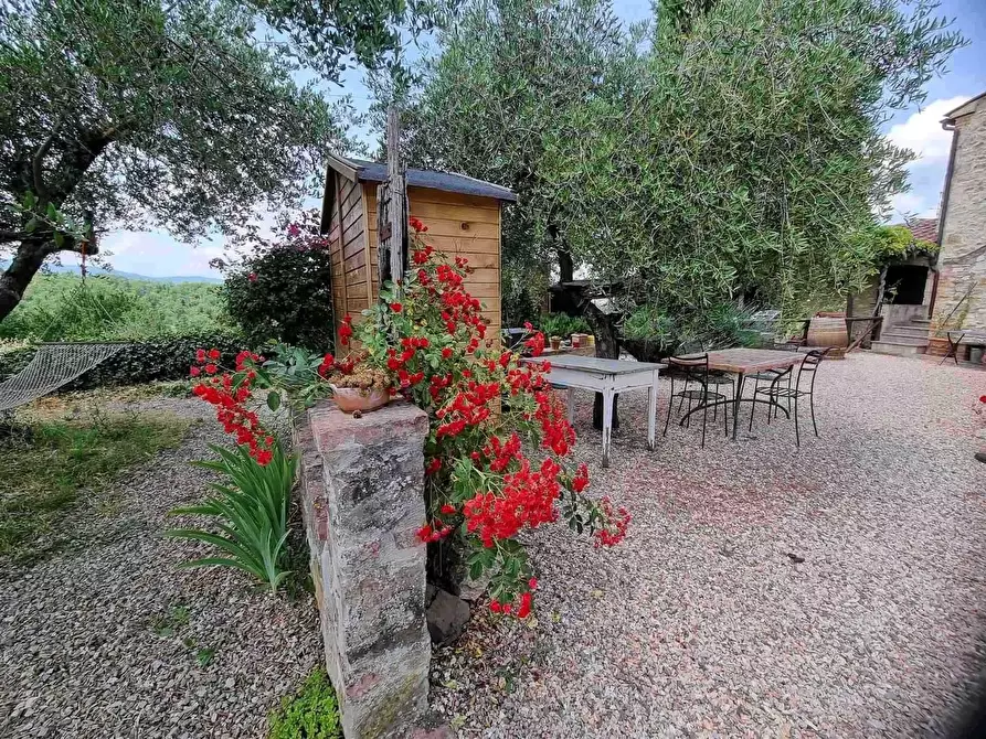 Immagine 3 di Appartamento in vendita  a Colle Di Val D'elsa