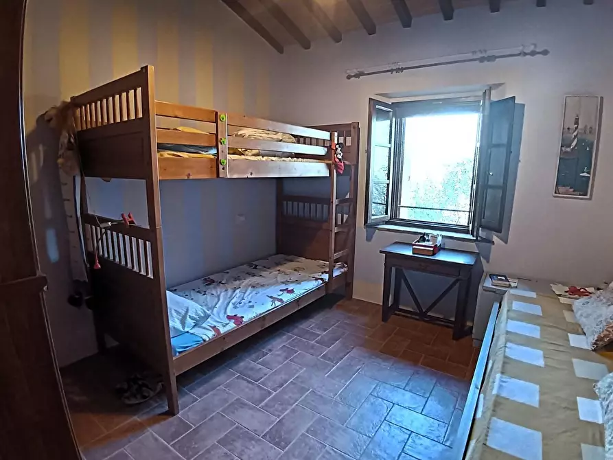 Immagine 19 di Appartamento in vendita  a Colle Di Val D'elsa