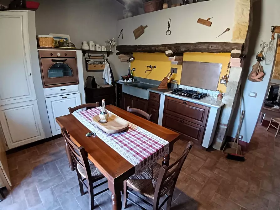 Immagine 12 di Appartamento in vendita  a Colle Di Val D'elsa