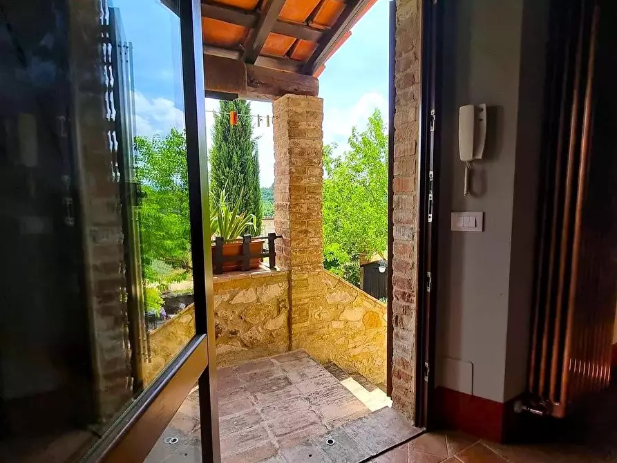 Immagine 6 di Appartamento in vendita  a Colle Di Val D'elsa