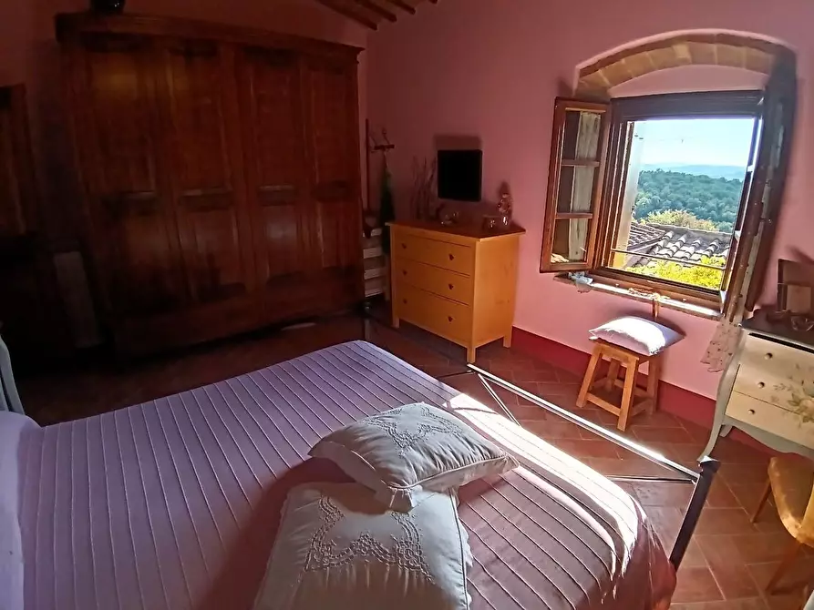 Immagine 16 di Appartamento in vendita  a Colle Di Val D'elsa