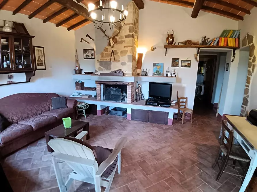 Immagine 8 di Appartamento in vendita  a Colle Di Val D'elsa