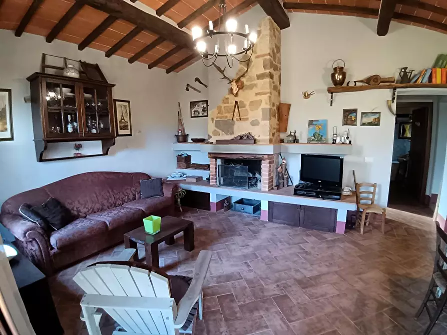 Immagine 6 di Appartamento in vendita  a Colle Di Val D'elsa